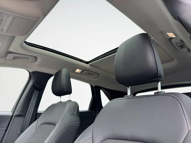 Ford Kuga 2.5 Hybrid Titanium X 4x4