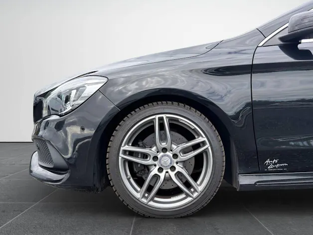 Mercedes-Benz CLA 250 AMG Line 4m