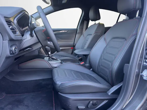 Ford Focus 1.0i EcoB Hybrid 155 ST-Line X