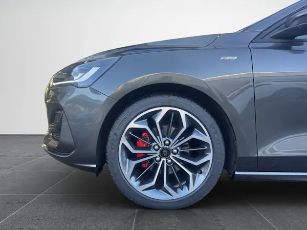 Ford Focus 1.0i EcoB Hybrid 155 ST-Line X