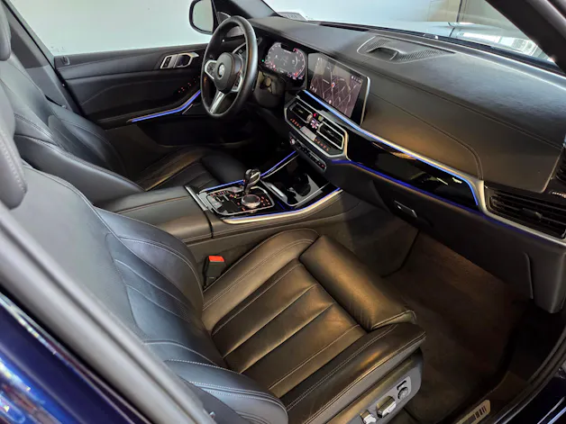 BMW X5 M50i xDrive