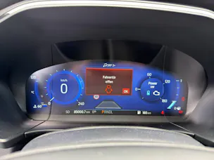 FORD Kuga 2.5 Hybrid ST-Line X 4x4