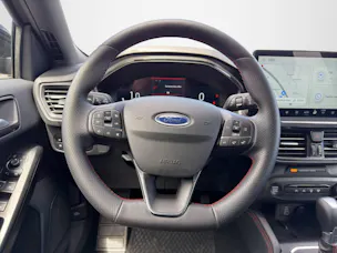 FORD Focus 1.0i EcoB Hybrid 155 ST-Line X