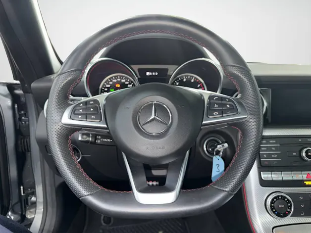 Mercedes-Benz SLC 300