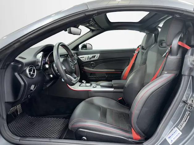 Mercedes-Benz SLC 300
