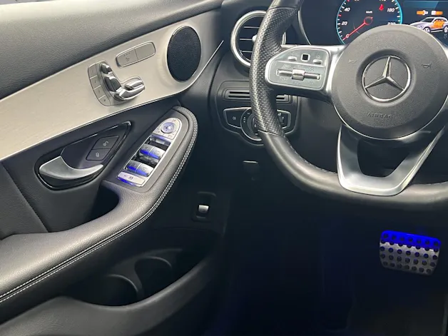 Mercedes-Benz GLC 200 AMG Line 4Matic 9G-Tronic