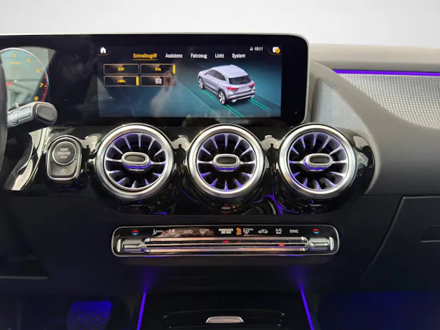 Mercedes-Benz GLA 200 Progressive