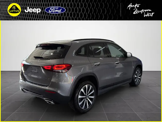 Mercedes-Benz GLA 200 Progressive