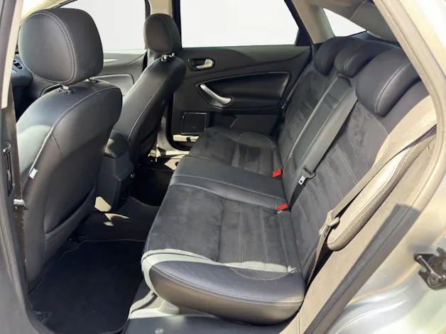 Ford Mondeo 2.5 Turbo Titanium