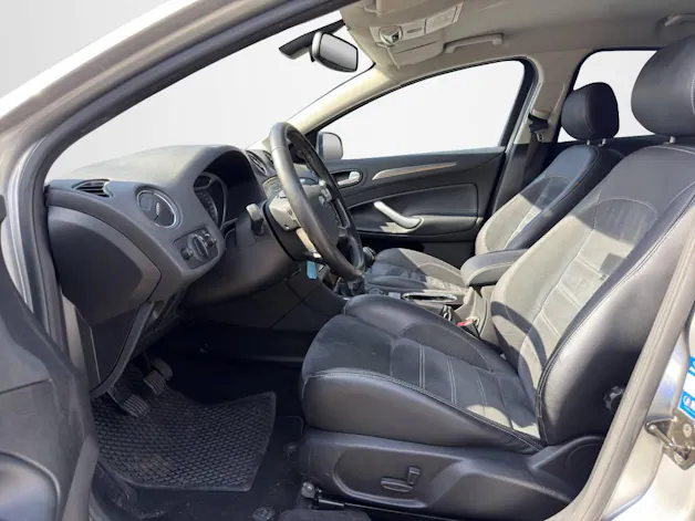 Ford Mondeo 2.5 Turbo Titanium
