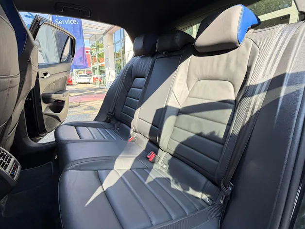 VW Golf 2.0 TSI R DSG 4Motion R Performance