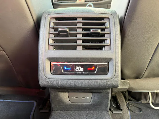 VW Golf 2.0 TSI R DSG 4Motion R Performance