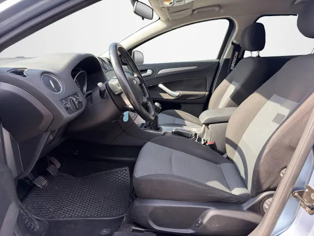 Ford MONDEO 2.0I CARVING