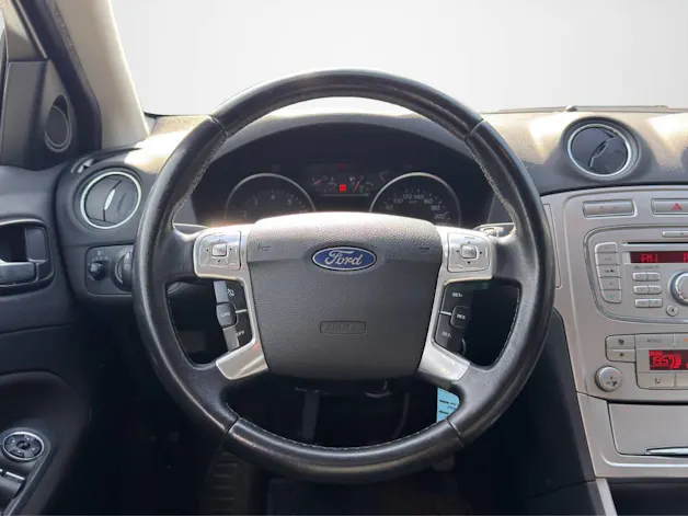 Ford MONDEO 2.0I CARVING