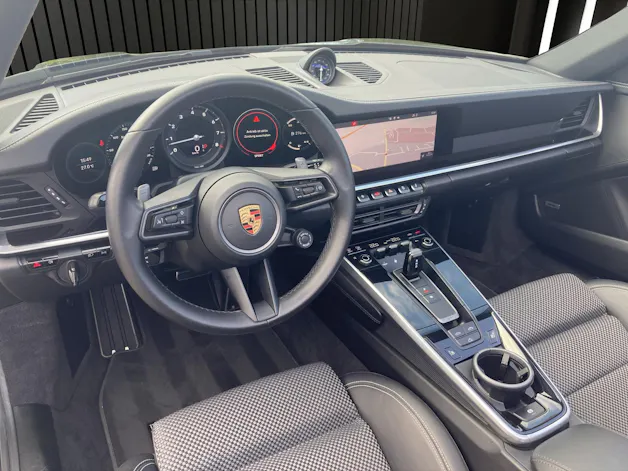 Porsche 911 Carrera 4S Cabriolet