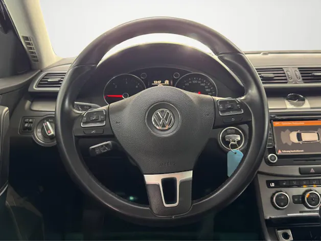 VW Passat Variant 2.0 TDI 170 BlueMT Comfl.