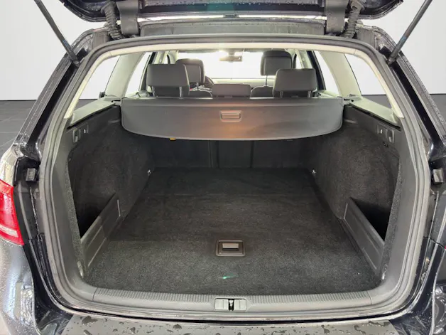 VW Passat Variant 2.0 TDI 170 BlueMT Comfl.