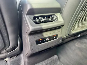 AUDI SQ6 e-tron quattro