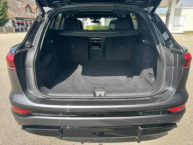 Audi SQ6 e-tron quattro