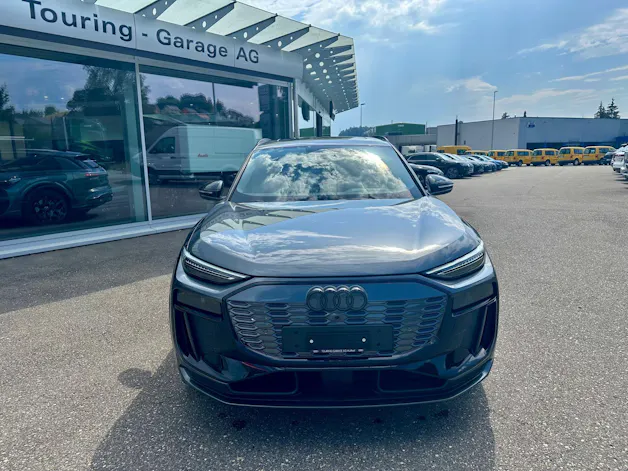 Audi SQ6 e-tron quattro