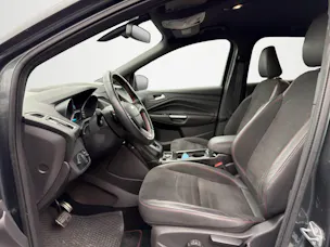 FORD Kuga 2.0 TDCi 150 ST-Line FPS