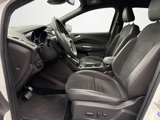 Ford Kuga 2.0 TDCi 180 ST-Line FPS