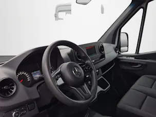 MERCEDES-BENZ Sprinter 314 Kab.-Ch. 3250 K 2.2 CDI 143