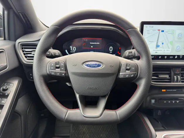 Ford Focus 1.0i EcoB Hybrid 125 ST-Line X