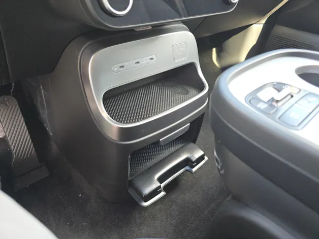 Hyundai Ioniq 9 110kWh Amplia 4WD