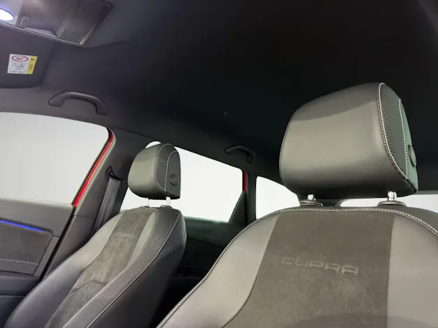 SEAT Leon ST 2.0 TSI 300 Cupra 4Drive DSG