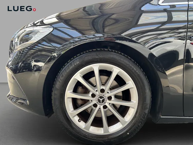 Mercedes-Benz B 180 Progressive 7G-DCT