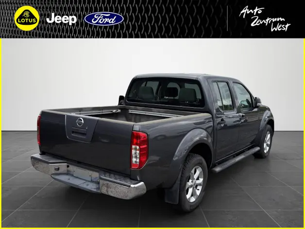 NISSAN Navara 2.5 dCi Double Cab SE