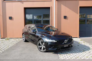 Volvo V60 T6 eAWD Twin Engine * CH Véhicule * Harman Kardon * Sièges Electrique chauffants * Volant chauffant * Caméra recul*