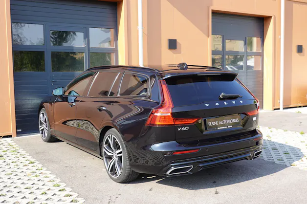 Volvo V60 T6 eAWD Twin Engine * CH Véhicule * Harman Kardon * Sièges Electrique chauffants * Volant chauffant * Caméra recul*