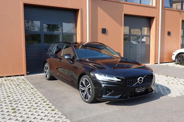 Volvo V60 T6 eAWD Twin Engine * CH Véhicule * Harman Kardon * Sièges Electrique chauffants * Volant chauffant * Caméra recul*