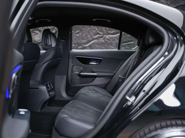 MERCEDES-BENZ C 300 d AMG Line *20" Felgen*Abstandsregler*AHK*