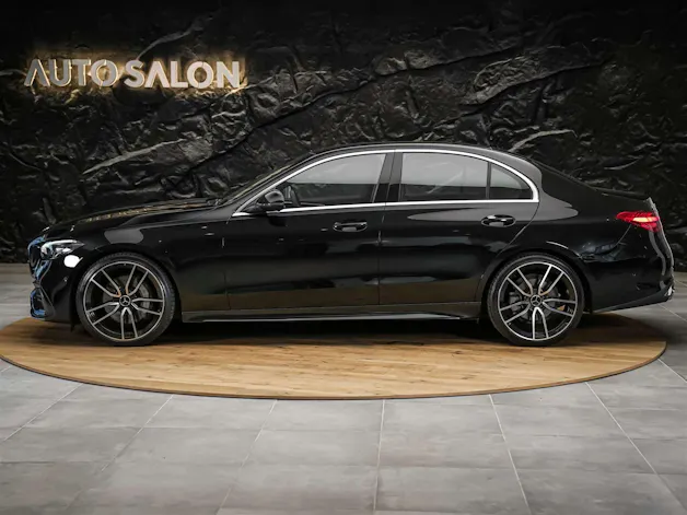 MERCEDES-BENZ C 300 d AMG Line *20" Felgen*Abstandsregler*AHK*