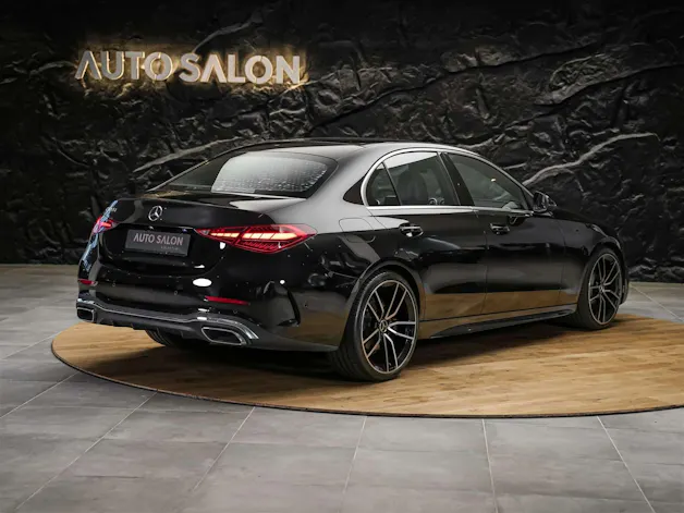 MERCEDES-BENZ C 300 d AMG Line *20" Felgen*Abstandsregler*AHK*