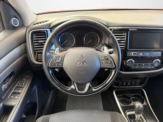 Mitsubishi Outlander 2.2 DID Style Anniversary