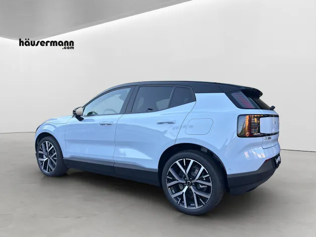 VOLVO EX30 P8 Ultra AWD