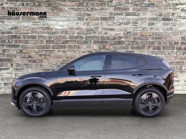 Volvo EX30 CC E60 Twin Performance AWD