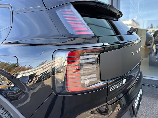 Volvo EX30 CC E60 Twin Performance AWD
