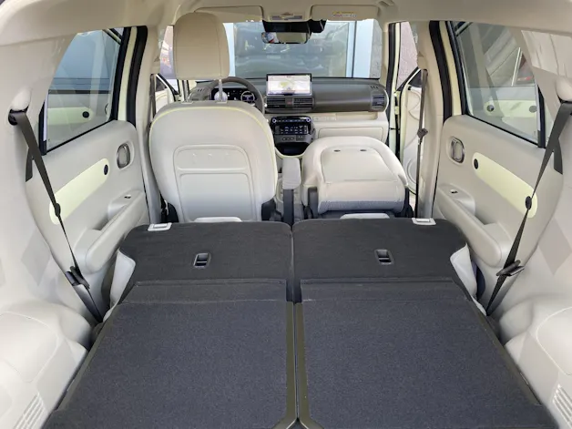 Hyundai Inster 49 kWh Electric Amplia