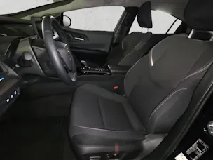 Toyota Prius 2.0 Plug-In-Hybrid Style