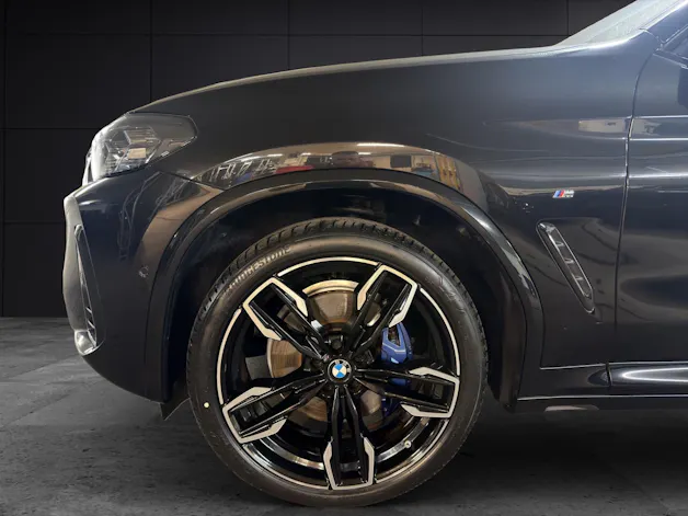 BMW X4 M40i