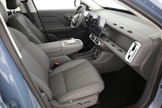 https://vehicle.imgix.net/4422695/21f6431d-1935-41ed-bb0b-d6f555348321.jpg