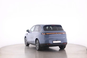 https://vehicle.imgix.net/4422695/22a84743-5d56-4bf2-820b-2dd41733e960.jpg