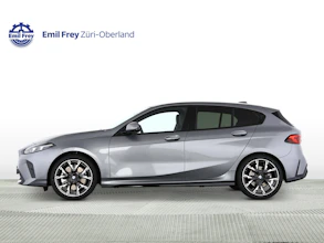 https://vehicle.imgix.net/4422733/9a0bd54f-9bcb-4d57-a0e1-9414a1e98227.jpg