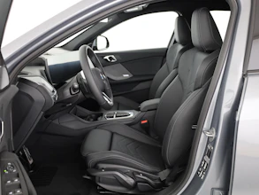 https://vehicle.imgix.net/4422733/a969b41e-5ef4-4548-9e69-1e103ff6cce1.jpg