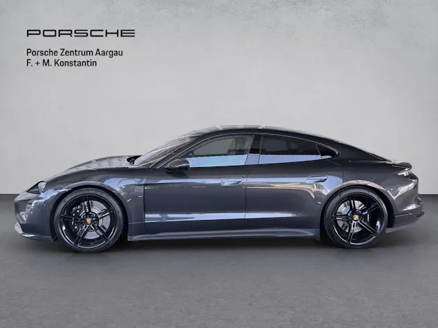 Porsche Taycan Turbo